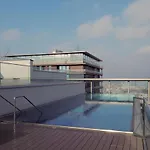 Triiiple Suites Level 22 mit Balkon und Tiefgarage