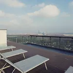 Triiiple Suites Level 22 mit Balkon und Tiefgarage